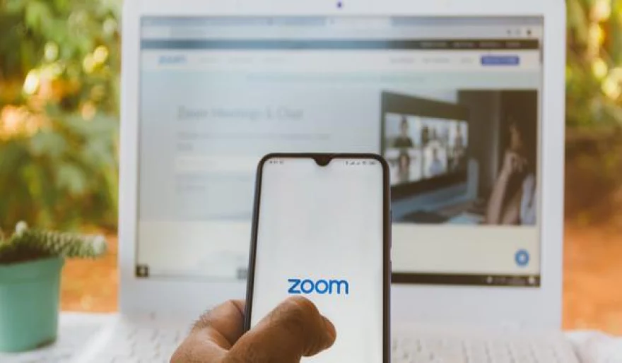 Zoom Denies Using Video Calls to Train AI, Despite Convoluted TOS