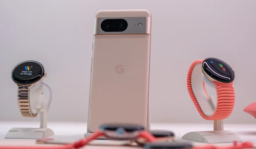 Pixel 8 Pro runs Google's generative AI models on-device: What does it mean?