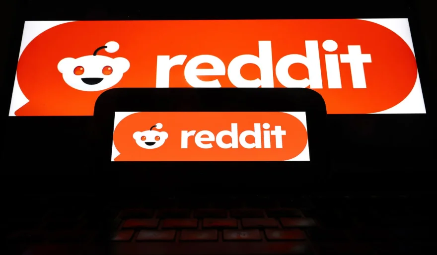 Reddit enhances with AI translations, boosted moderation, and developer tools.